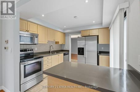 32 FIELDVIEW CRESCENT, Markham (milliken Mills West), オンタリオ L3R 3H7, カナダ