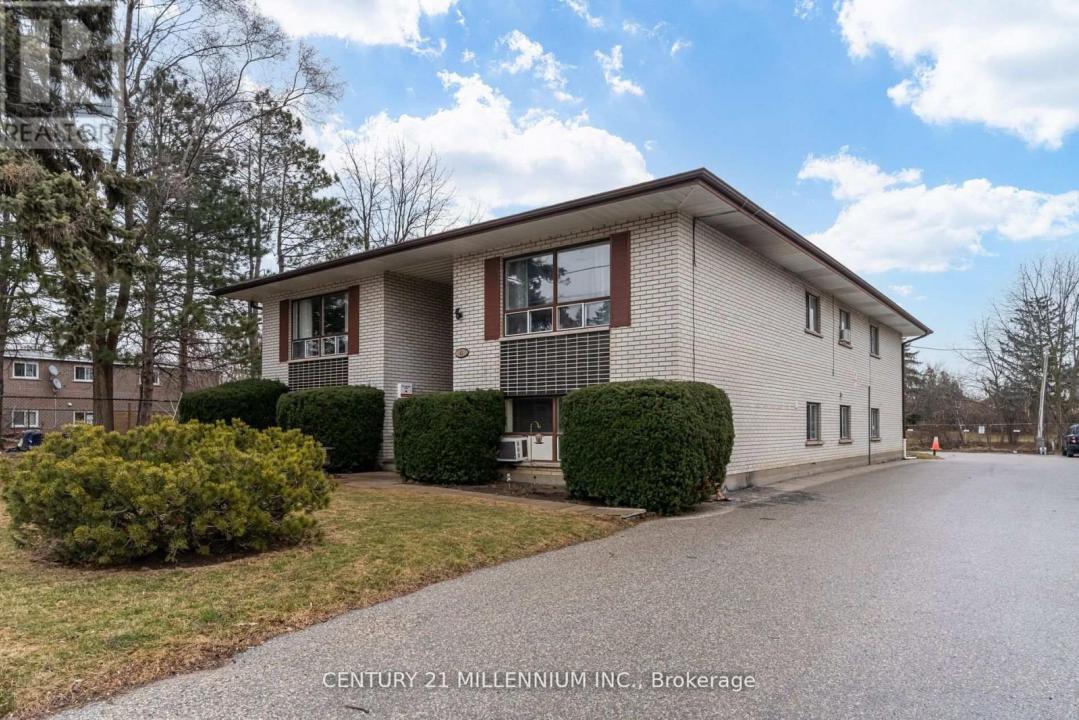 47 ENGLISH STREET, Brampton (brampton West), Ontario L6X 1L5, Canada