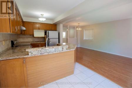 9 QUEENSLAND CRESCENT, Caledon (bolton East), Ontario L7E 2E1, Canada