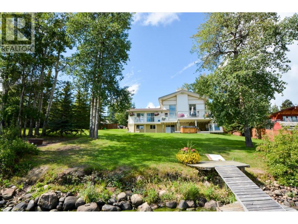 12874 FOREST AVENUE, Fort St. John, British Columbia V0C 1H0, Canada