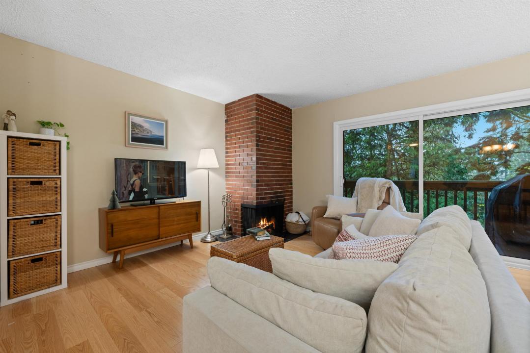 335A EVERGREEN DRIVE, Port Moody, British Columbia V3H 1S1, Canada