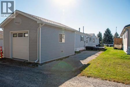 10 WESTMOUNT DRIVE, Cayley, Alberta T0L 0P0, Canada