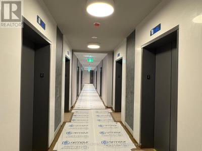 5858 YONGE STREET, Toronto (newtonbrook West), 安大略省 M2M 3T3, 加拿大