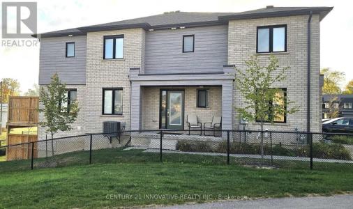 92 PONY WAY SOUTH, Kitchener, Ontario N2R 0R8, Canada