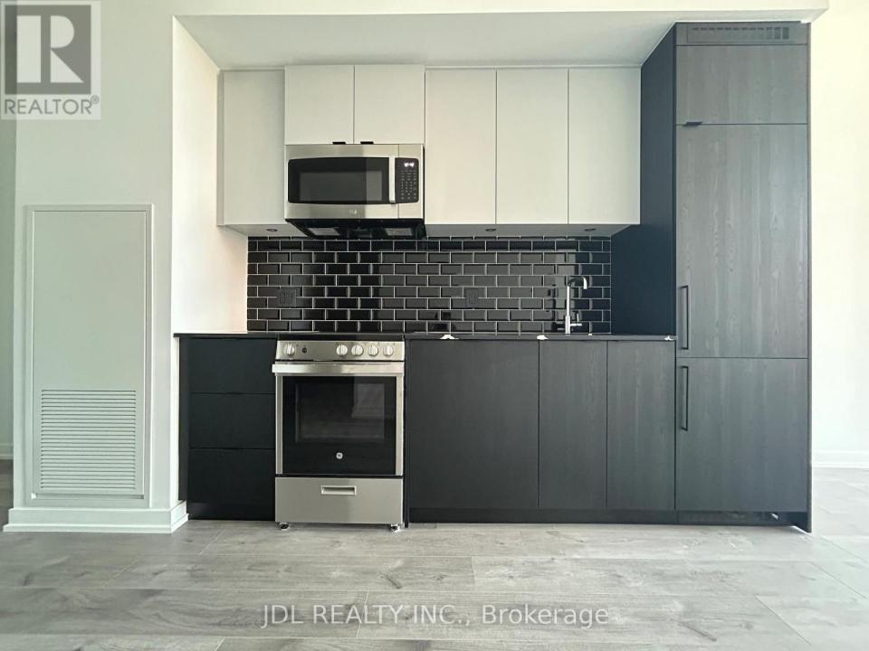 285 DUFFERIN ST STREET, Toronto (south Parkdale), Ontario M6K 0J2, Canada