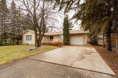 440 ELM AVENUE, Beausejour, 馬尼托巴 R0E 0C0, 加拿大