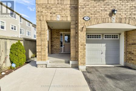 39 VANHORNE CLOSE, Brampton (northwest Brampton), オンタリオ L7A 0X8, カナダ