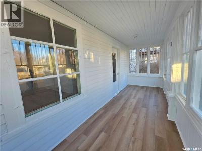 430 2ND AVENUE NE, Swift Current, Saskatchewan S9H 2E4, Kanada