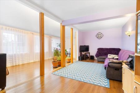 3480 21e Avenue, Laval (Laval-Ouest), Quebec H7R 3G7, Canada