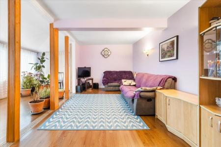 3480 21e Avenue, Laval (Laval-Ouest), Quebec H7R 3G7, Canada