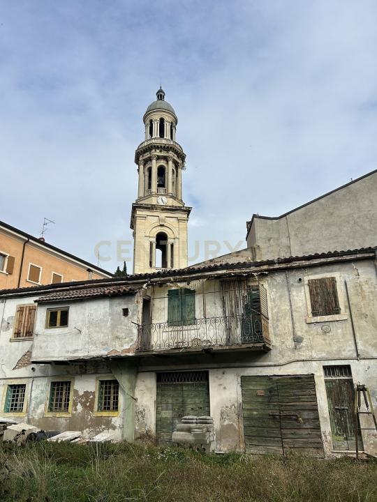 Via Unità d'Italia, Verona, Венето 37132, Италия