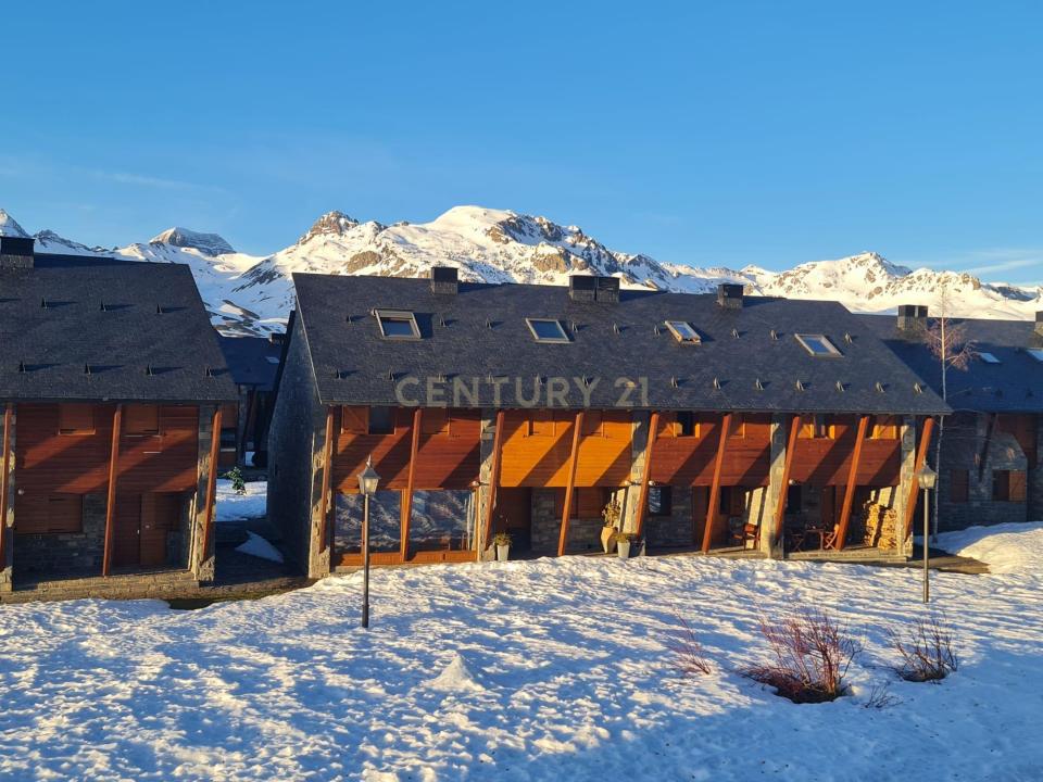 Huesca, Aragon 22640, Spain