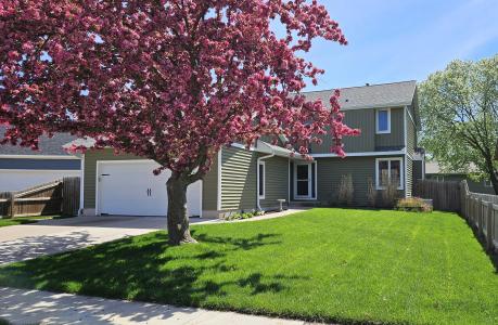 2516 White Oak Drive, Ames, アイオワ 50014, アメリカ合衆国