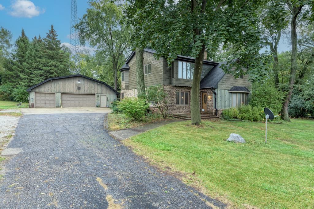 6N331 Keeney Road, Keeneyville, אילינוי 60172, ארצות הברית של אמריקה 