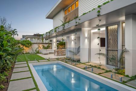 1 - 2 / 23 Edward St, Noosaville, QLD 4566, Australia