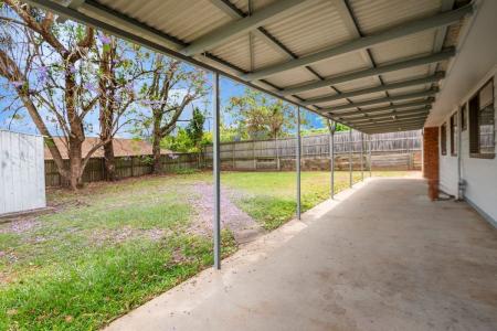 11 Sturt Drive, Redbank Plains, QLD 4301, אוסטרליה