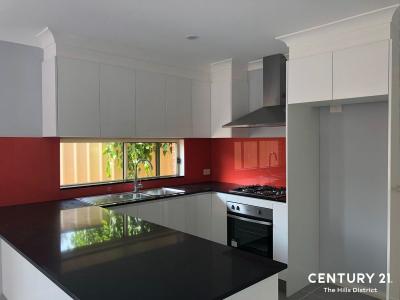 13A Gloucester Street, Macquarie Fields, NSW 2564, Austrália