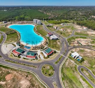 Zarate Isla. Elio Serafini, Luque 2060 , Luque, مركزي 00001, باراغواي