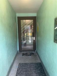 8591 Rue Birnam, Montréal (Villeray/Saint-Michel/Parc-Extension), Quebec H3N 2V4, Kanada