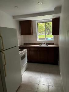 4915  Boul. Édouard-Montpetit, Montréal (Côte-des-Neiges/Notre-Dame-de-Grâce), 魁北克省 H3W 1R1, 加拿大