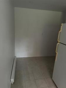 4915  Boul. Édouard-Montpetit, Montréal (Côte-des-Neiges/Notre-Dame-de-Grâce), 魁北克省 H3W 1R1, 加拿大