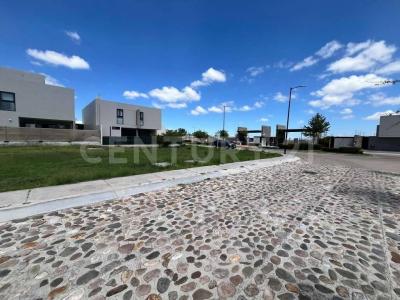 Avenida El Campanario, Cond. Santa Oliva No. 1012, Lote 87,, Querétaro, Querétaro 76146, Mexique