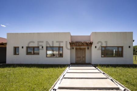 Club de Campo La Vaguada , Tandil, Buenos Aires (fuera De GBA) 7000, Arjantin