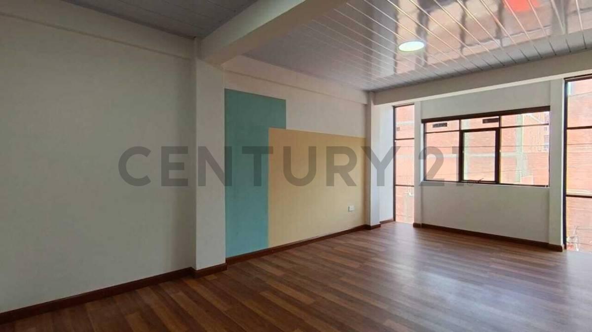 Calle P, Zona Villa Paraíso S/N, Villa Copacabana, Potosí +591, Bolivia