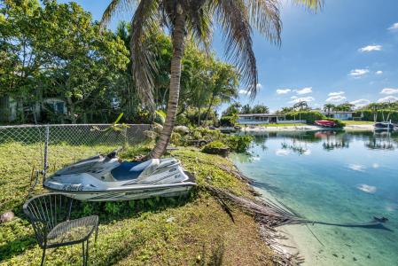 5110 SW 92nd Ave, Miami, Florida 33165