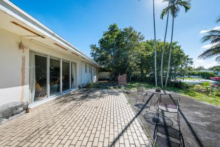 5110 SW 92nd Ave, Miami, Florida 33165