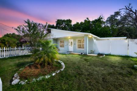 3901 Clearfield Ave N, Tampa, 佛羅里達州 33603, 美國