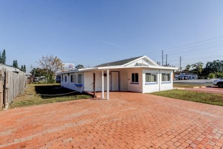 4539 Mile Stretch Dr, Holiday, Florida 34690, USA