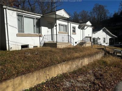 1842 Oakridge Dr Unit #B, Charleston, WV 25311, USA