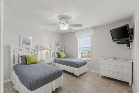 1002 HWY 98th E # 501, Destin, Florida 32541