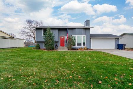 1120 N Warren Rd, Spokane Valley, Washington 99216, Stati Uniti