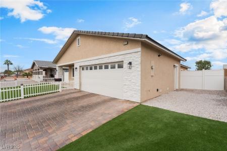 3416 Blake Avenue, North Las Vegas, Nevada 89030, USA