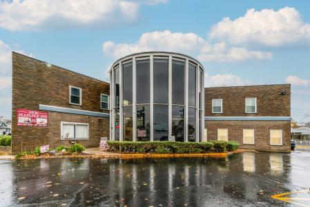 1702 Washington Street , 101, Waukegan, Illinois 60085, USA