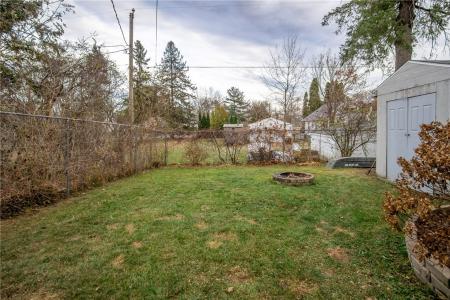 2911 6th Street, Eau Claire, 威斯康辛州 54703, 美国