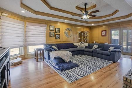 813 Shady Creek Drive, Kennedale, تكساس 76060, الولايات المتحدة