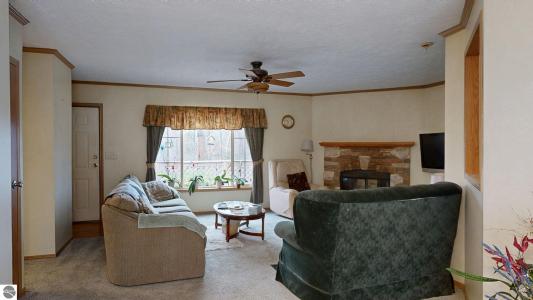 6524 E Edgar Road, Vestaburg, Michigan 48891, Estados Unidos