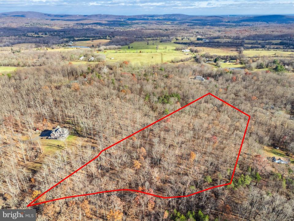 Lots 3 and 4 Ernest Robinson Road, Marshall, バージニア 20115, アメリカ合衆国