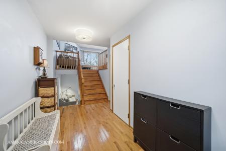 8022 Sierra Woods Lane , 8022, Carpentersville, Illinois 60110, Estados Unidos