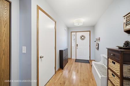 8022 Sierra Woods Lane , 8022, Carpentersville, Illinois 60110, Estados Unidos