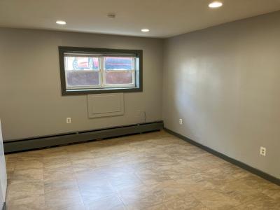 32 Cook Avenue B12, Meriden, קונטיקט 06451, ארצות הברית של אמריקה