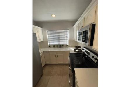 H2, LOWER VALLEY LUXURY TOWNHOUSE, Lower Valley, Grand Cayman, Iles Caïmans