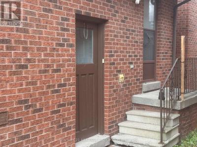 138 MARSI DRIVE, Richmond Hill (north Richvale), אונטריו L4C 5S8, קנדה 