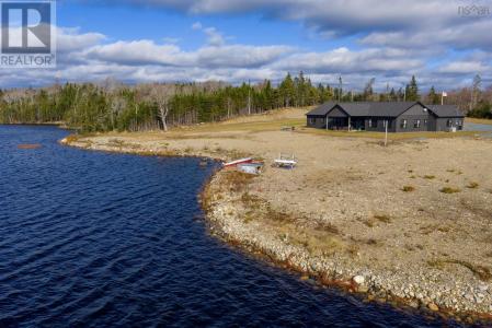 5121 CLAM HARBOUR ROAD, Lake Charlotte, Nouvelle-Écosse B0J 2L0, Canada