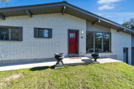 71 BAY SANDS DRIVE, Wasaga Beach, Ontario L9Z 1V1, Canada