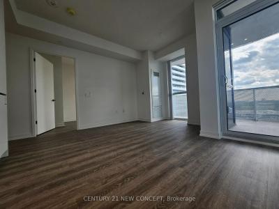 8 INTERCHANGE WAY, Vaughan, Ontario L4K 5Z7, Canadá