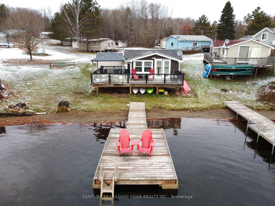 1043 LOBO DRIVE, Minden Hills, Ontario K0M 2K0, Canadá